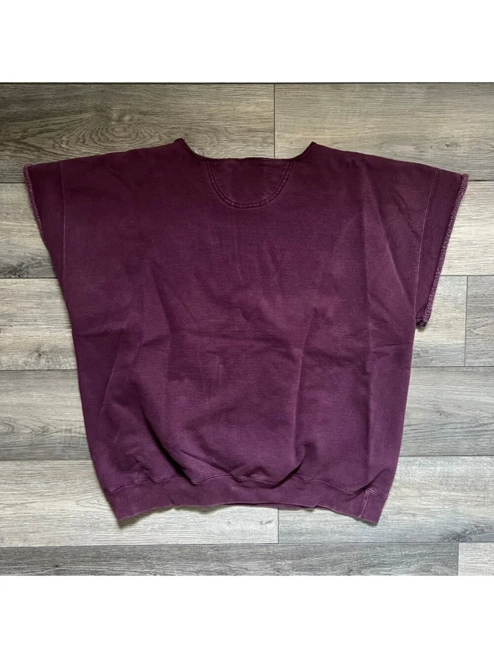 Vintage Levi's Men's L/XL Short Sleeve Sweatshirt Cutoff Gym Workout Purple